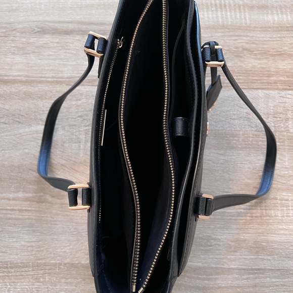 Tory Burch black Tote - Picture 2 of 7